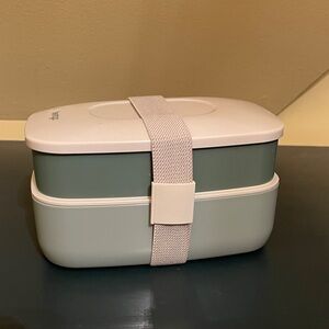 Bentgo Green and White Lunch Box silverware not included